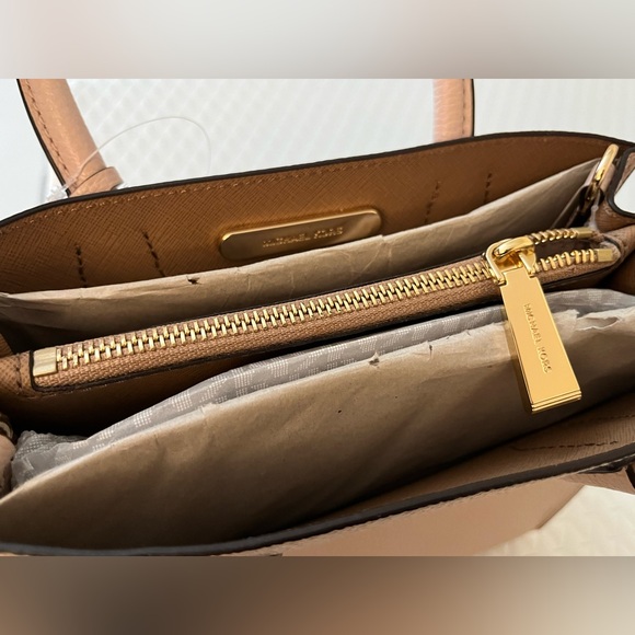 NWOT Michael Kors Mercer Small Satchel with dust bag - Picture 9 of 15